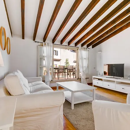 Plaza Mayor Palace - Turismo De Interior Palma di Maiorca